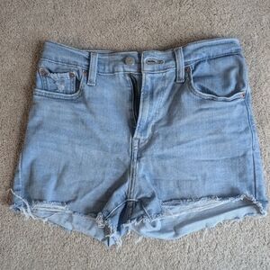 Levi’s High Rise Light Wash Distressed Shorts Size 26